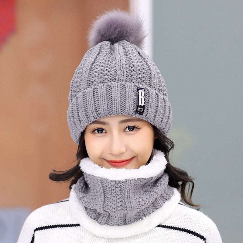 Conjunto Gola e Gorro de Tricô Forrada com Pelúcia